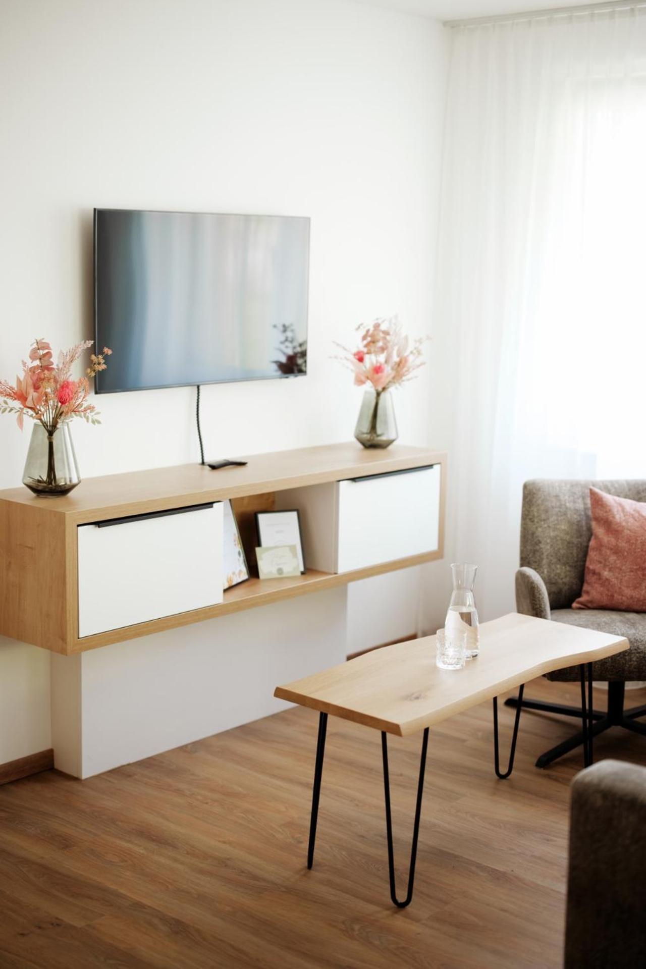 Alpenstolz Damuels Haus 1 - Stilvoll Urlauben In Den Bergen Apartment Екстериор снимка