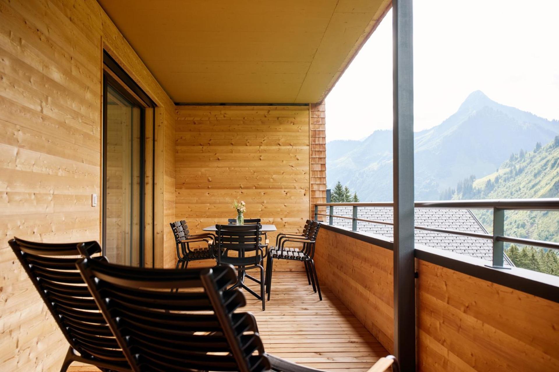 Alpenstolz Damuels Haus 1 - Stilvoll Urlauben In Den Bergen Apartment Екстериор снимка